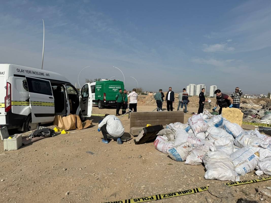 Böylesi görülmedi! Öldürdükleri engelli kişiyi tuzlayıp, halıya sarıp çekyatla bırakmışlar 6
